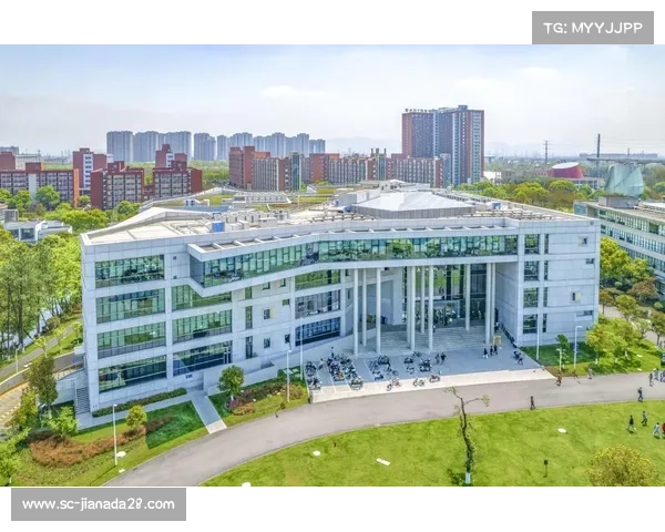 诺丁汉大学和利物浦大学的比较分析